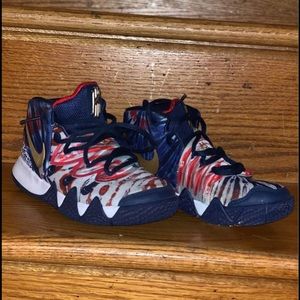 Kids Nike Kybrid size 1